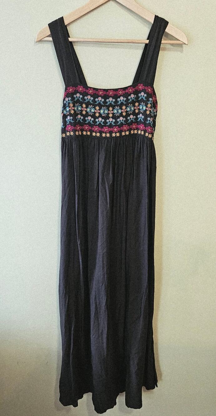 Natural Life Tricia Maxi Dress XS/S Gray Embroidered Floral Empire Boho Hippie